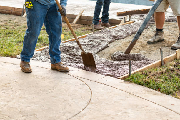 Best Concrete Driveway Installation in Clksville, AR